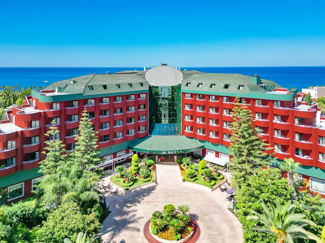 10 Best Family-Friendly Hotels in Alanya: The Ultimate Guide (with Transfer Tips!) 2 Delphin Deluxe Resort (Okurcalar) | Alanya Family-Friendly 5-Star Hotel