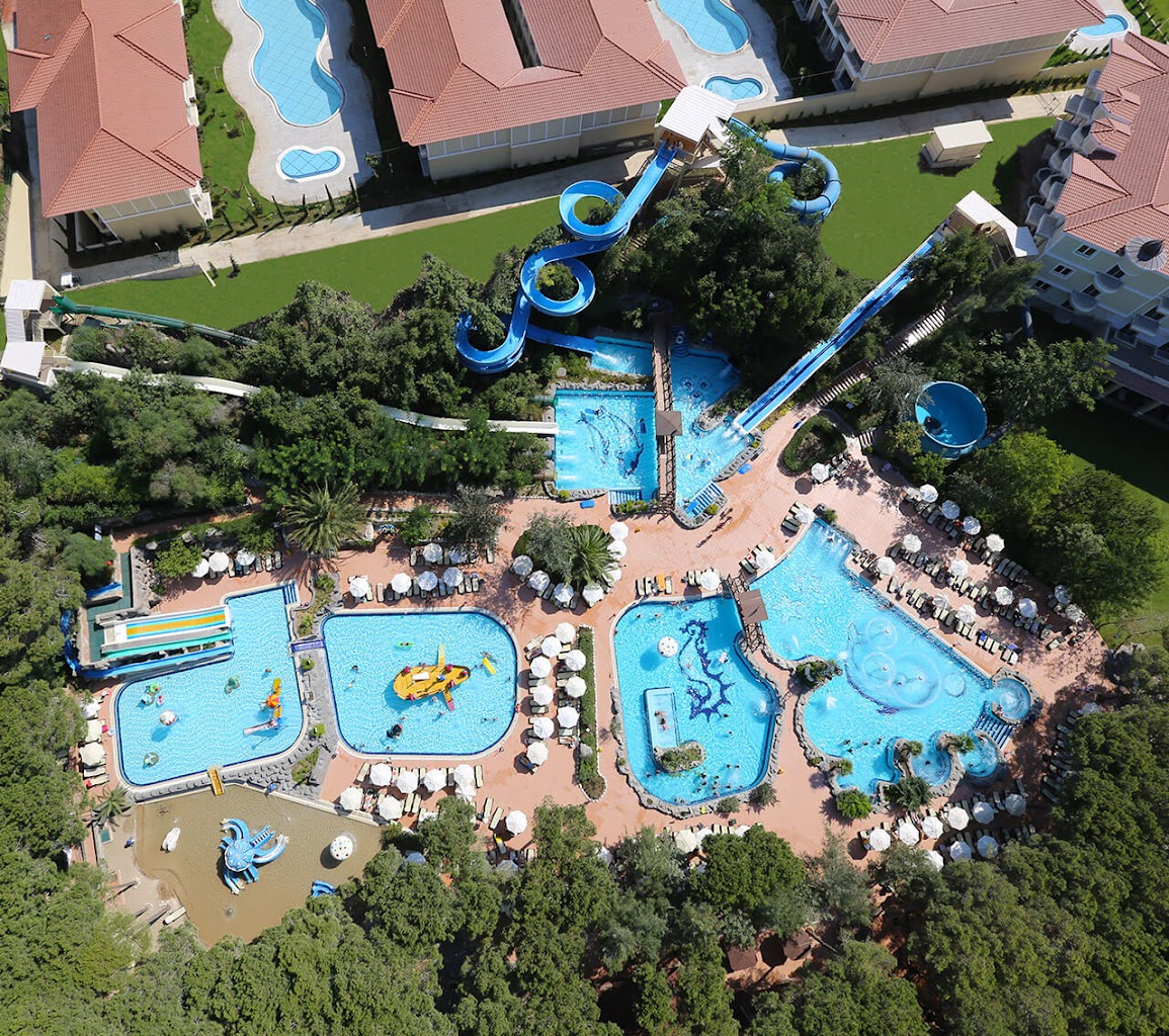 14 Best Family Friendly Hotels in Belek: Luxury, Fun, and Perfect Comfort 7 Gural Premier Belek pool pic