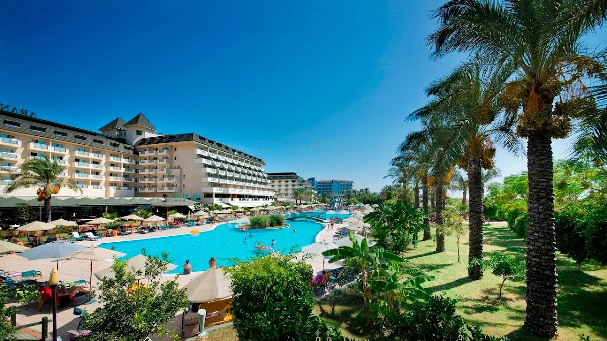 10 Best Family-Friendly Hotels in Alanya: The Ultimate Guide (with Transfer Tips!) 8 Sunprime C Lounge