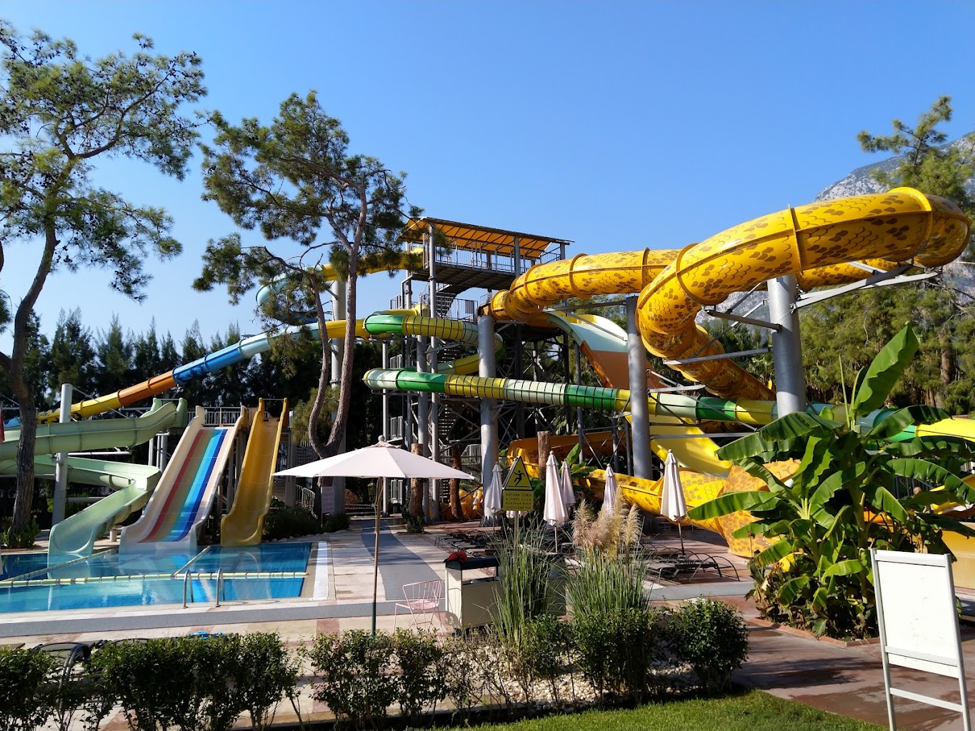 10 Best Family Friendly Hotels in Kemer | Nature & VIP Transfers 5 Akka Antedon Hotel Child pool - Best Family Friendly Hotel Kemer